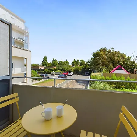 A 150m De La Plage, Mezzanine Pour 4 *